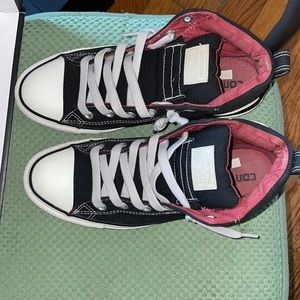 Converse Chuck Taylor All Star Street Mid Sneaker